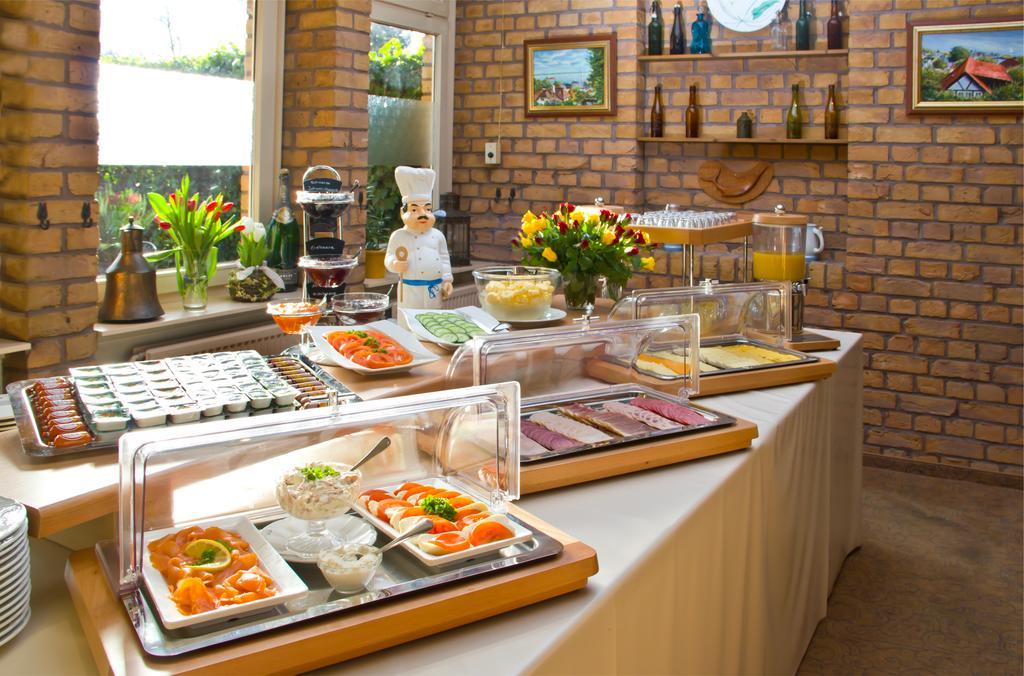 Hotel Kreuzer Wedel Eksteriør billede