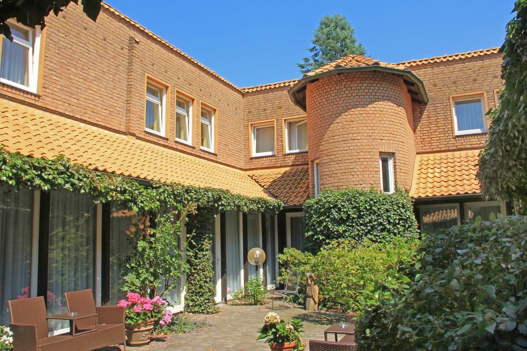 Hotel Kreuzer Wedel Eksteriør billede
