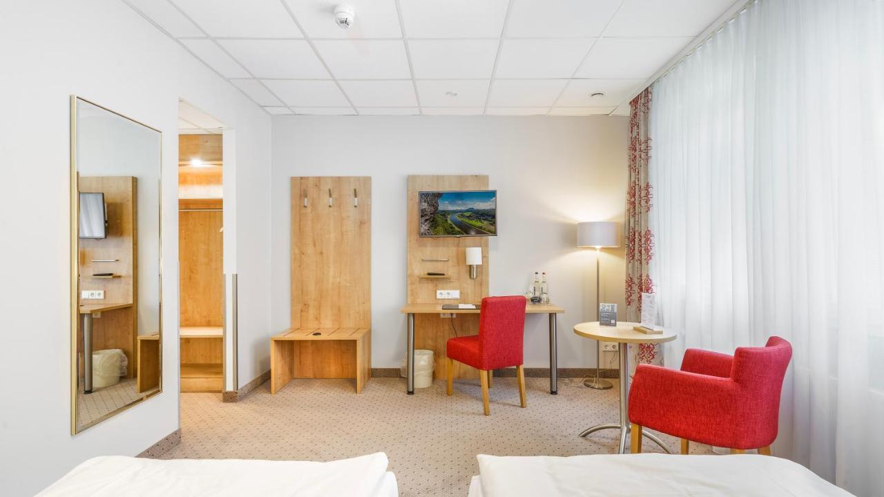 Hotel Kreuzer Wedel Eksteriør billede