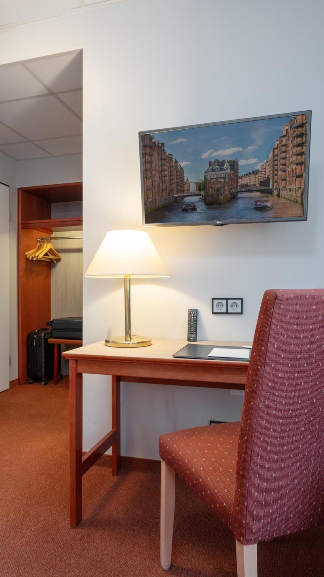 Hotel Kreuzer Wedel Eksteriør billede